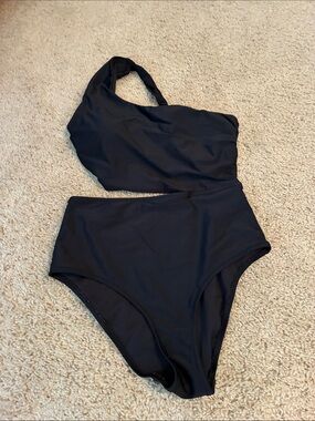 Black One-Shoulder High-Waist Women's Swimsuit (size small)